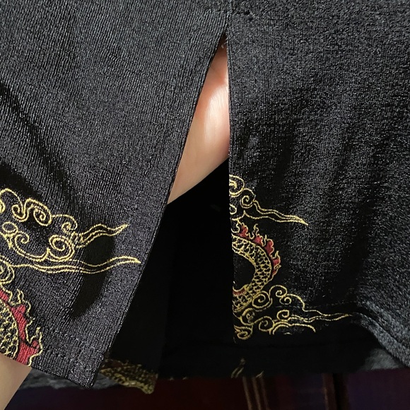 ES-SE Plus USA Vintage Black Red and Gold Dragon Print size 3X Tee - Picture 8 of 11